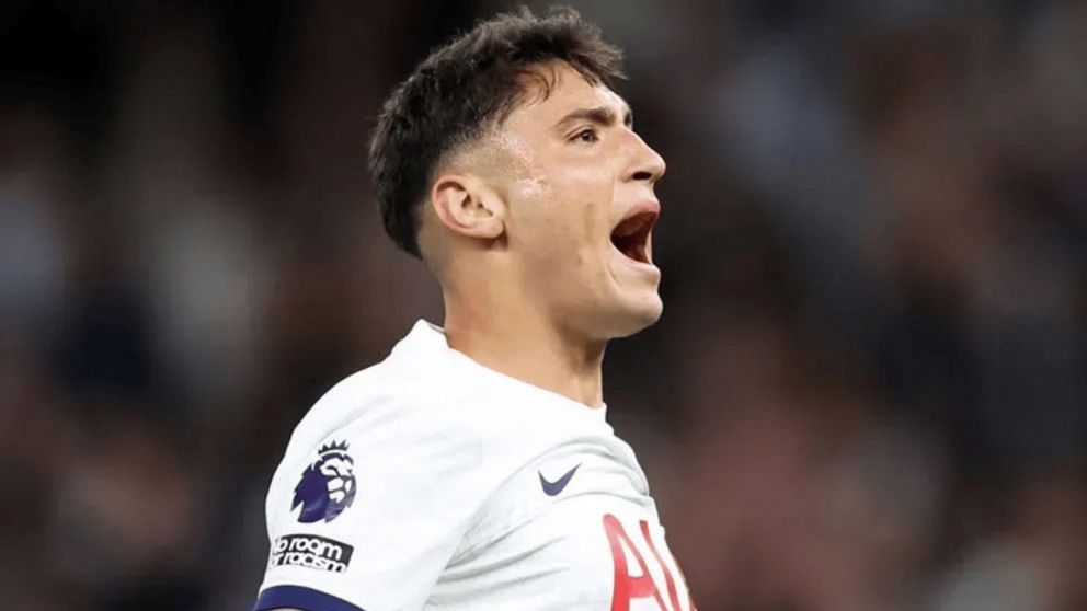 Ni Boca ni Racing: Alejo Véliz le comunicó al Tottenham dónde jugará solamente en Argentina