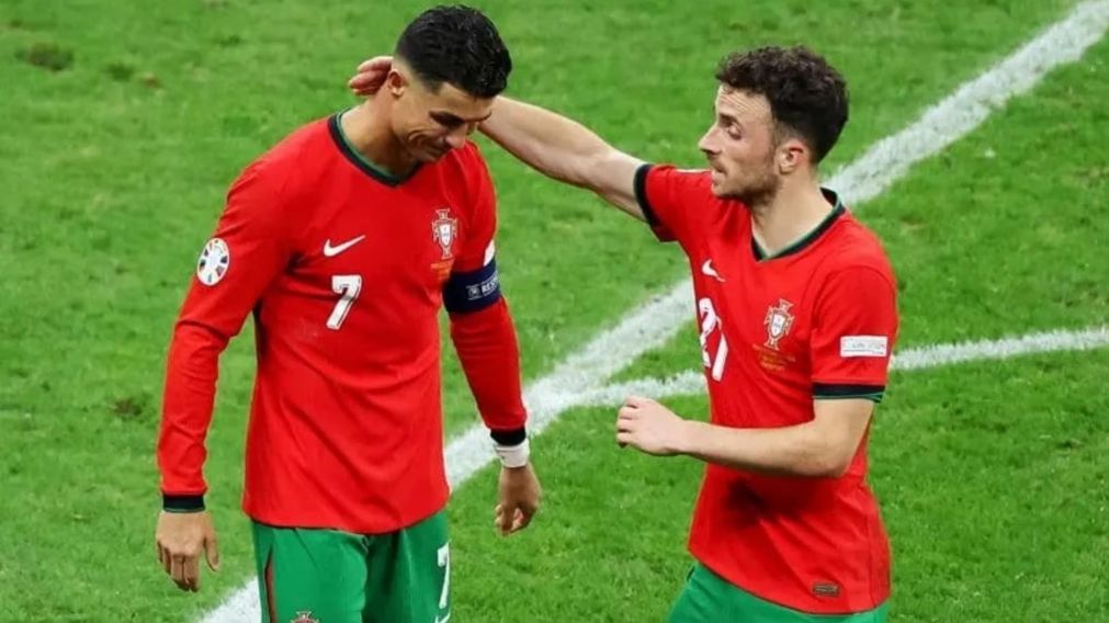 Los conmovedores mensajes de Cristiano Ronaldo, la Selecci�n de Portugal y Liverpool para Diogo Jota