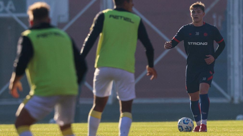 Un San Lorenzo diezmado le ganó un amistoso a Almirante Brown con gol del Pocho Cerutti