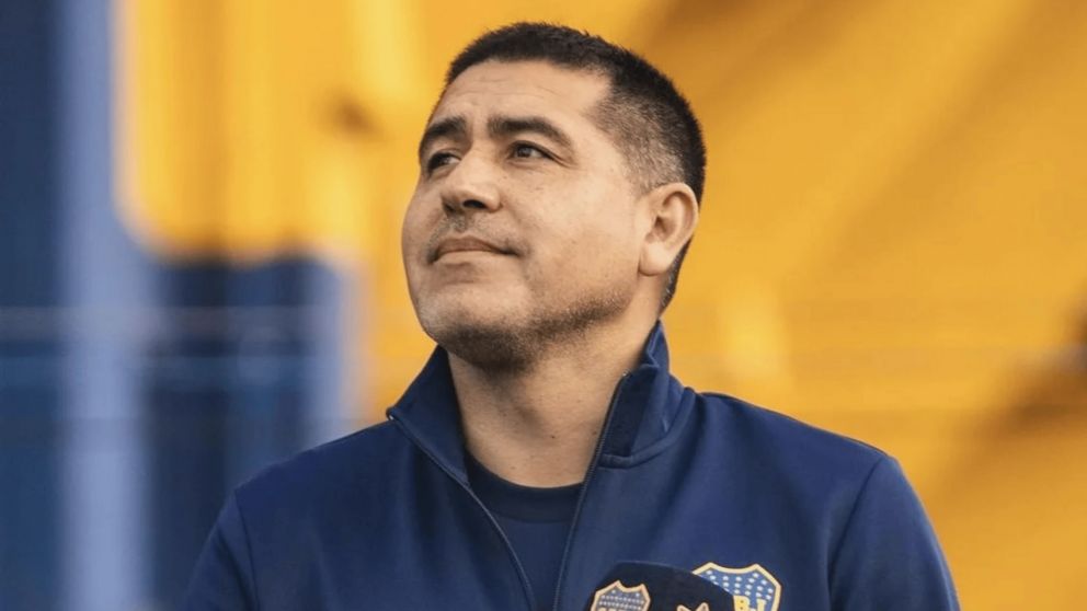 La peor apuesta de la historia de Riquelme como presidente de Boca fracas� y pidi� irse urgente
