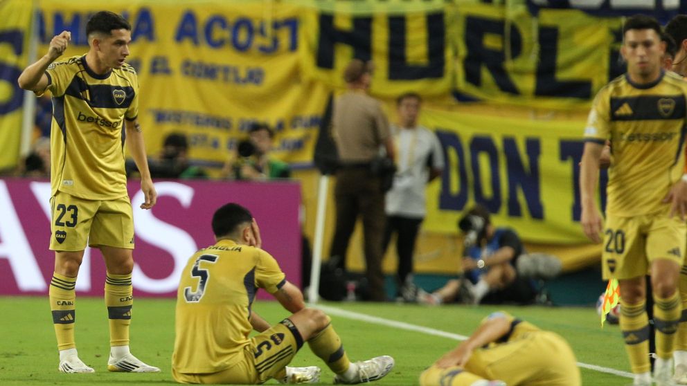 Boca padeció la eterna especulación del DT Miguel Russo y perdió con el Bayern Múnich