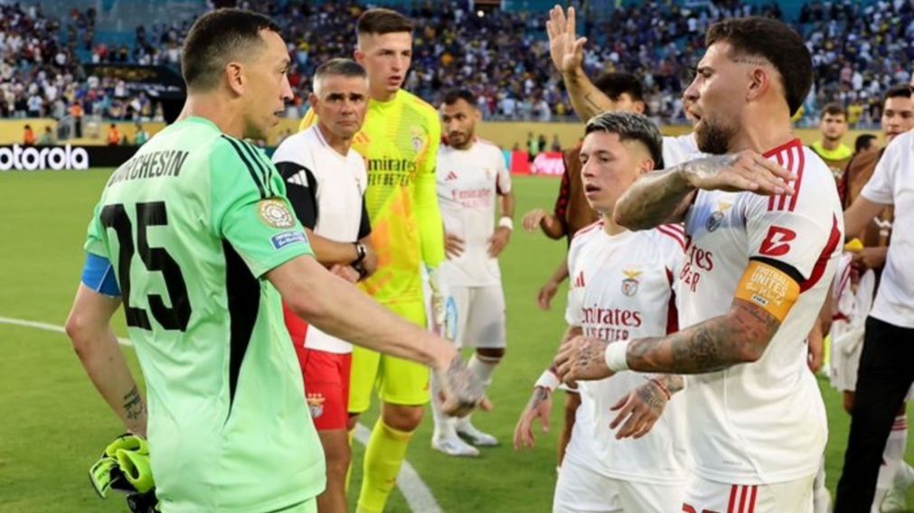 Nicolás Otamendi le tiró la chapa a Agustín Marchesín, lo expuso y lo silenció: el picante momento en Boca - Benfica