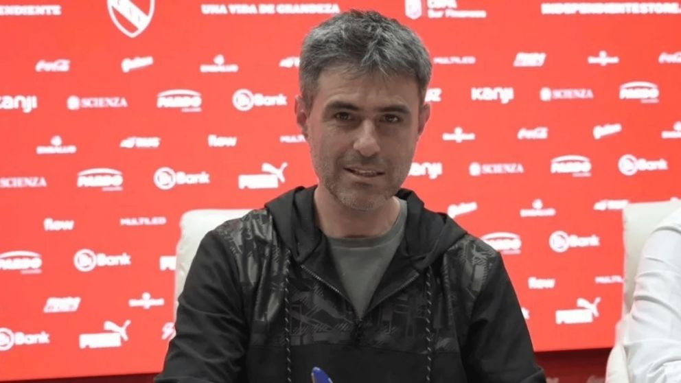 El volante que Julio Vaccari quiere para pelearle el puesto a Luciano Cabral en Independiente y que puede llegar gratis