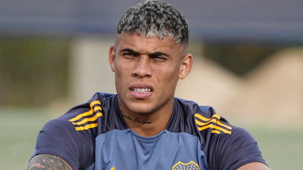 Buenas noticias en Boca: Ayrton Costa obtuvo la visa y jugará el Mundial de Clubes