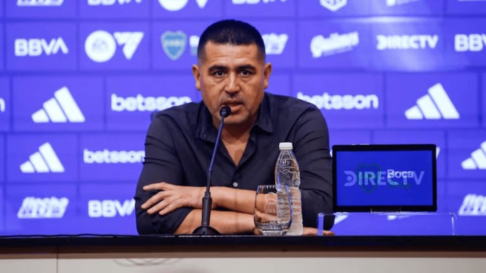 Riquelme se plantó ante Miguel Ángel Russo y le marcó la salida a cuatro jugadores de Boca