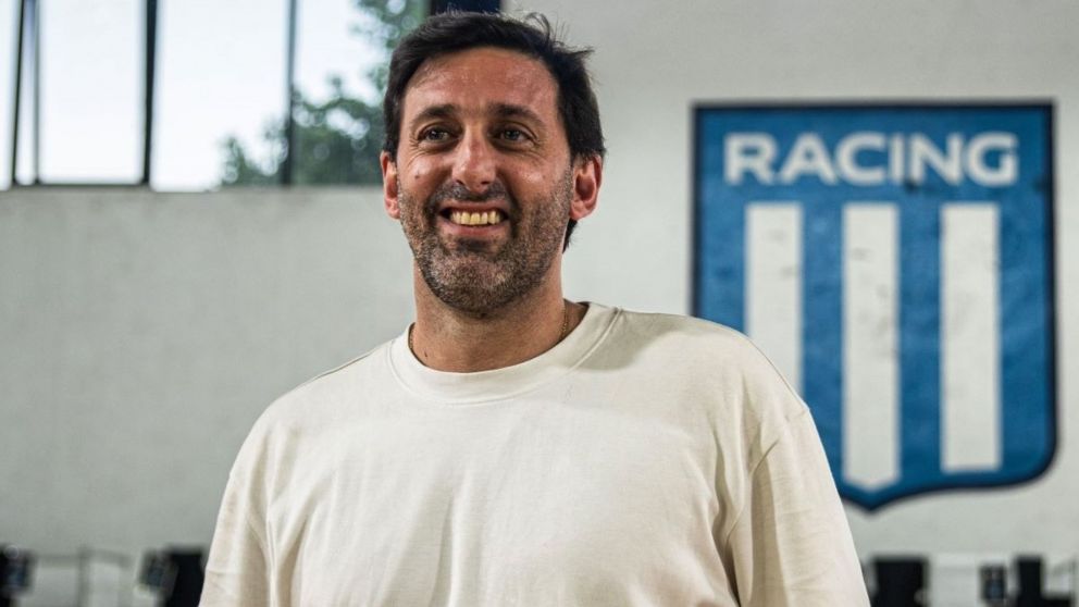 El refuerzo colombiano que Diego Milito est� negociando por pedido de Gustavo Costas para tener un Racing potente