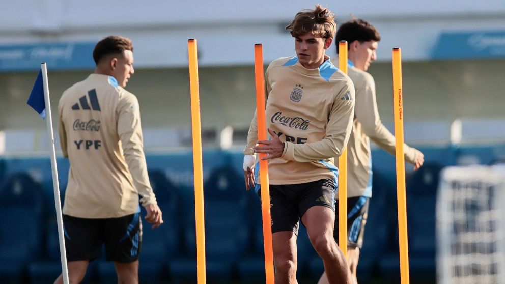 Selecci�n Argentina: las pruebas de Scaloni para definir el once que visitar� a Chile por las Eliminatorias