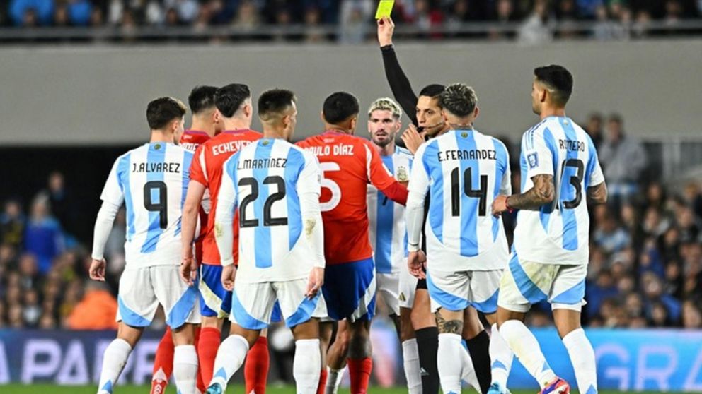 La Selección Argentina visita a Chile por las Eliminatorias Sudamericanas: quién será el árbitro
