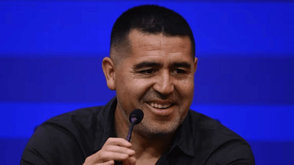 El defensor que Riquelme quiere para reemplazar a Marcos Rojo en Boca y que juegue el Mundial de Clubes
