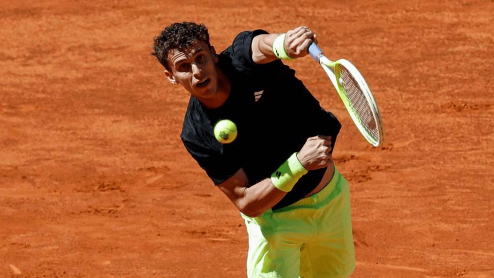 Juan Manuel Cerúndolo tuvo un mal día, cayó con Hamad Medjedovic y quedó eliminado de Roland Garros