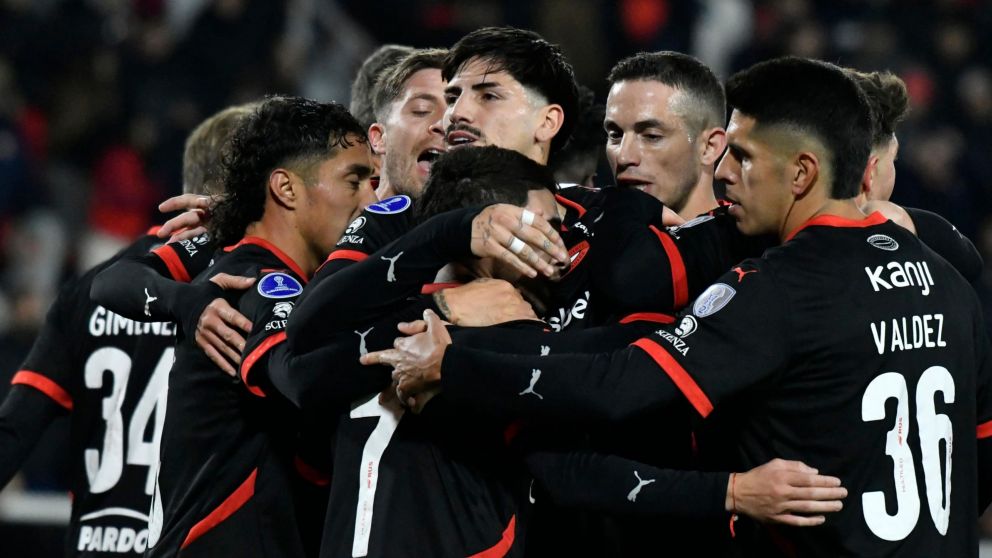 Independiente ganó, gustó y goleó: tremenda paliza a Nacional Potosí y pasaje directo a octavos de final