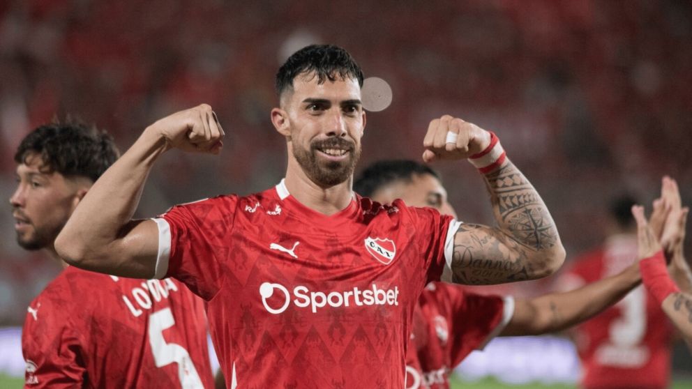 El goleador que busca Julio Vaccari para reemplazar a Gabriel Ávalos en Independiente