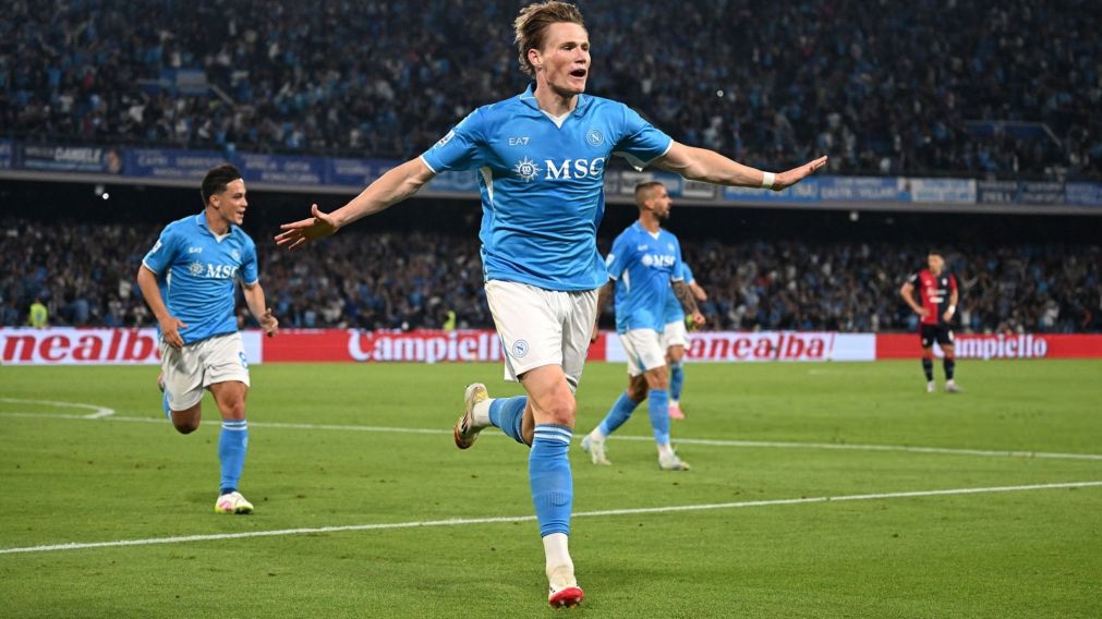 El Napoli venció al Cagliari y se consagró campeón de la Serie A