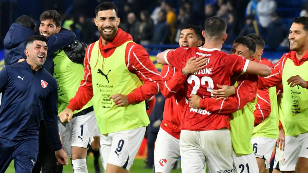Las tremendas rachas sin títulos que pueden romper los semifinalistas del torneo Apertura