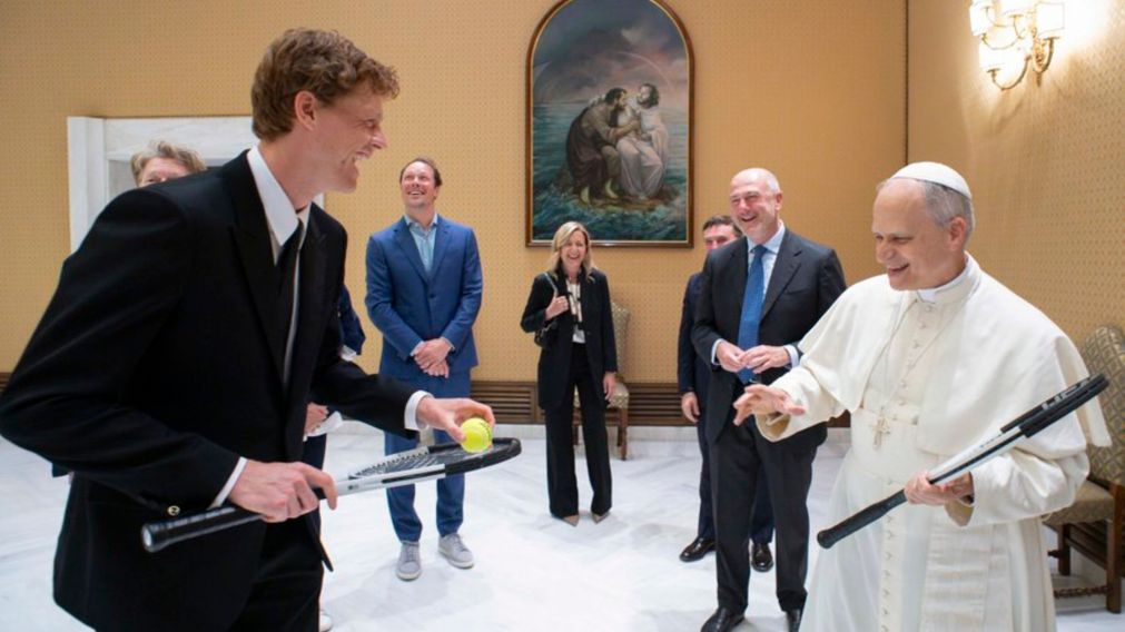 Jannik Sinner es el primer deportista que visitó al Papa León XIV