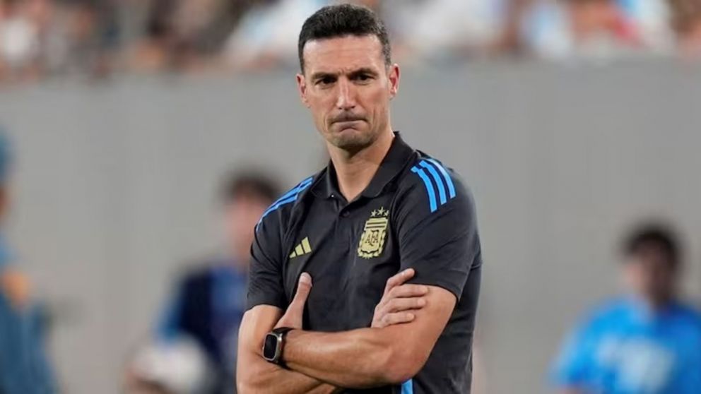 Lionel Scaloni eligió su favorito entre Diego Maradona y Lionel Messi con una tremenda declaración