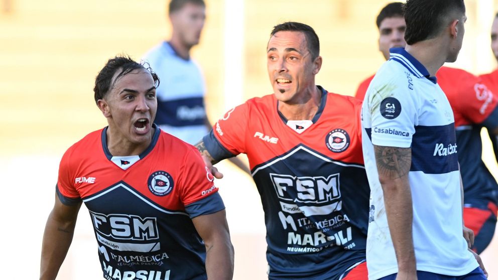 ¡Batacazo en la Copa Argentina!: Central Córdoba de Rosario eliminó a Gimnasia, que sigue en caída libre