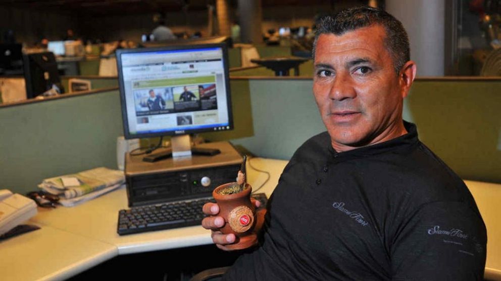 Carlos "el Loco" Enrique sufri� un infarto: la preocupaci�n por su salud y el mensaje de su hermano