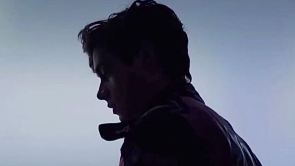 Franco Colapinto anunció su vuelta a la Fórmula 1 "a lo Batman" y dejó un mensaje para sus seguidores