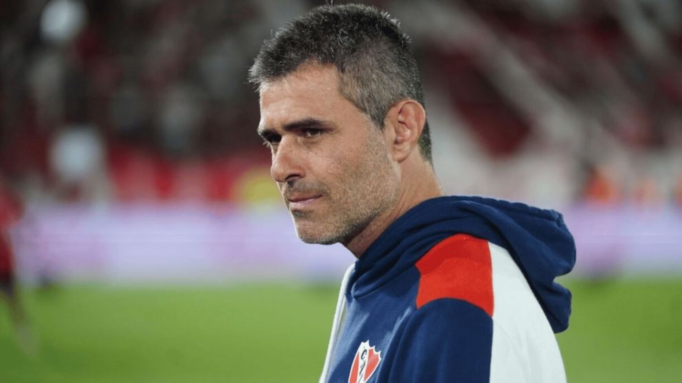 El defensor con pasado en Boca que Julio Vaccari quiere para reemplazar a Kevin Lom�naco en Independiente