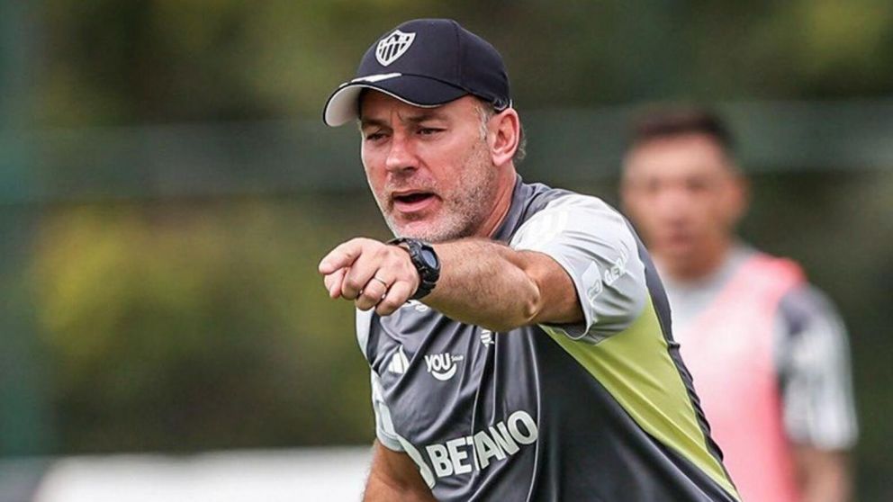Gabriel Milito es el elegido por Riquelme para ser el DT de Boca, pero asumiría para el Mundial de Clubes 2025