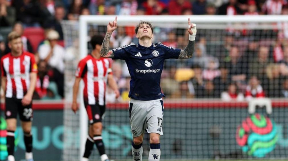 Alejandro Garnacho metió un golazo, pero Mancheter United cayó ante Brentford por la Premier League y cae hondo en la tabla de posiciones