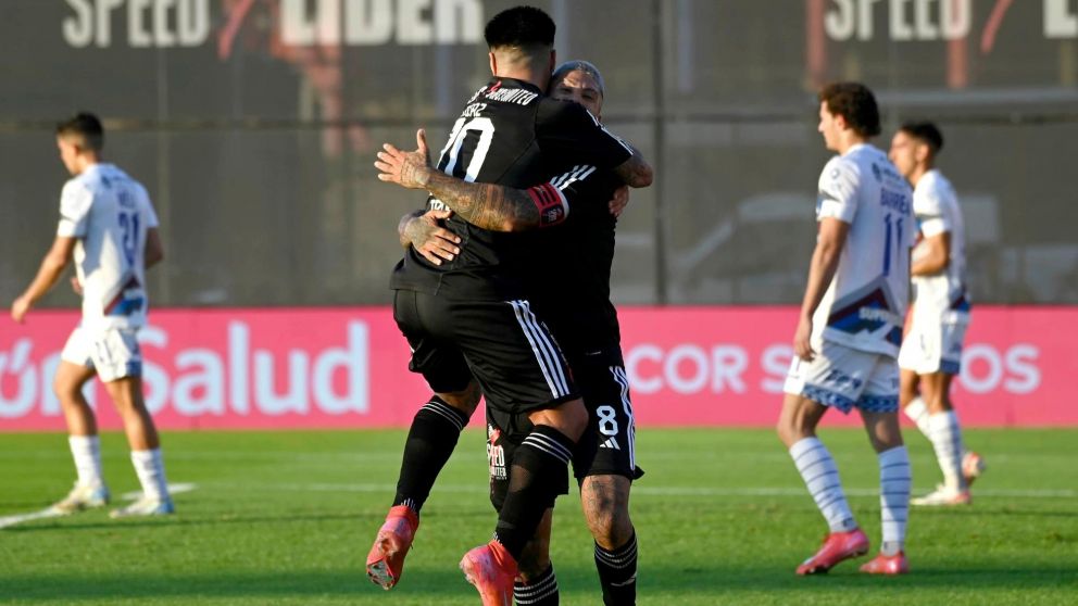 Deportivo Riestra goleó a Godoy Cruz y lo eliminó del Torneo Apertura