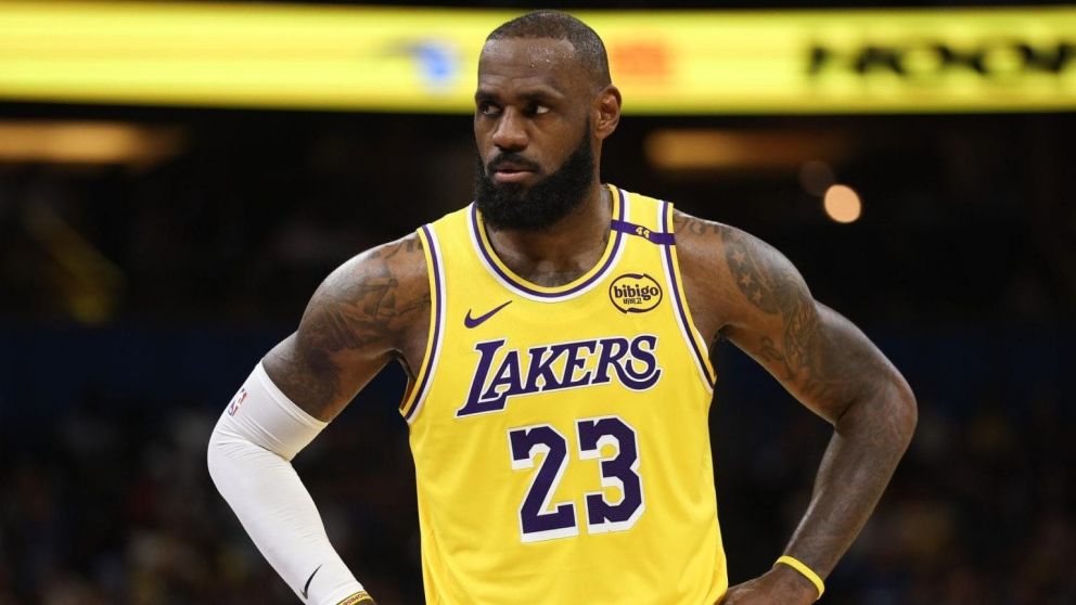 Le Bron James conmovió al mundo de la NBA y a Los Ángeles Lakers con un sorprendente anuncio