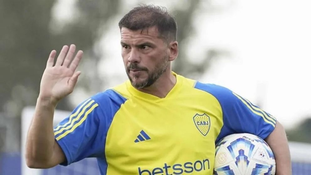 Boca hoy: Herrón ya tomó una decisión sobre el equipo que lo diferencia totalmente de Gago