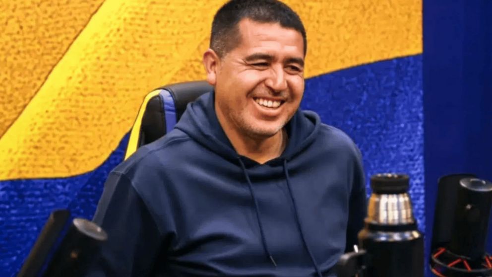 Riquelme se arrepintió no repatriarlo a Boca, pero se cansó del fracaso de sus apuestas y ahora le ruega que vuelva
