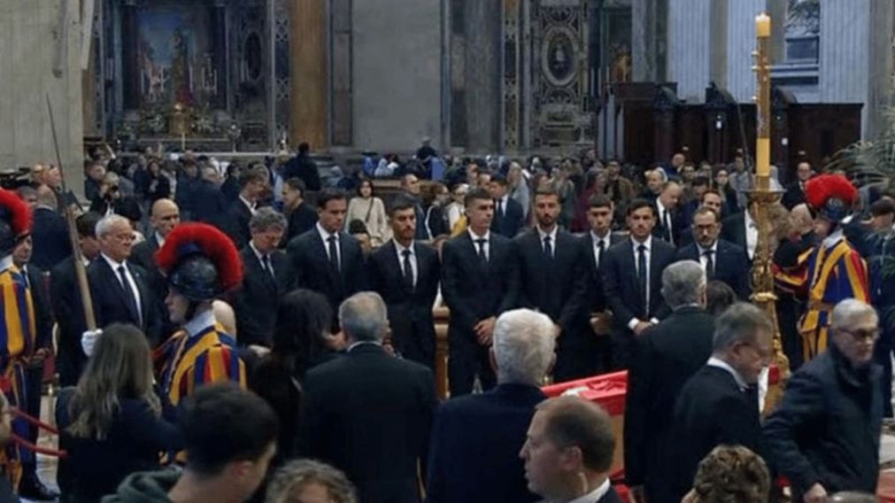 Adiós al Papa Francisco: quiénes son los cuatro jugadores de la Selección Argentina que fueron a despedirlo