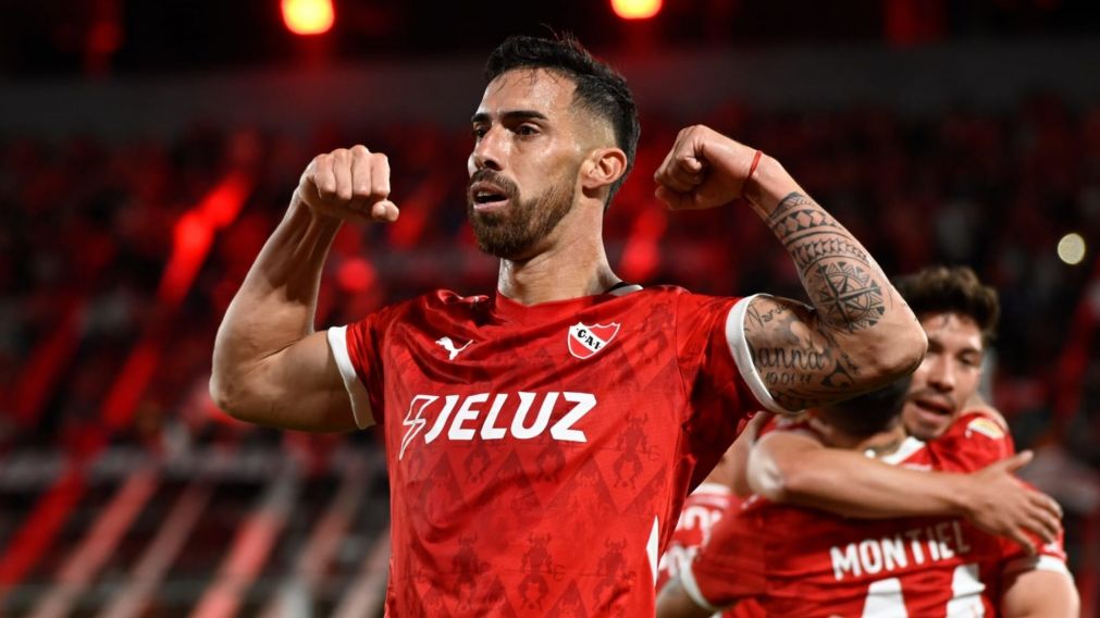 El delantero que Julio Vaccari le apunta y la hinchada de Independiente pide a gritos para reemplazar a Gabriel Ávalos
