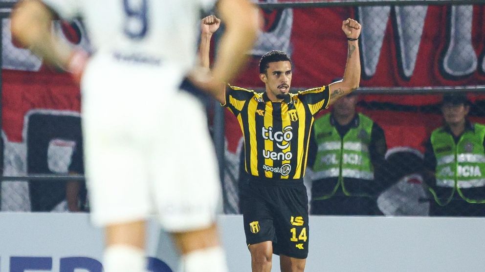 Independiente perdió un partido insólito ante Guaraní por errores propios y se complica en la Copa Sudamericana