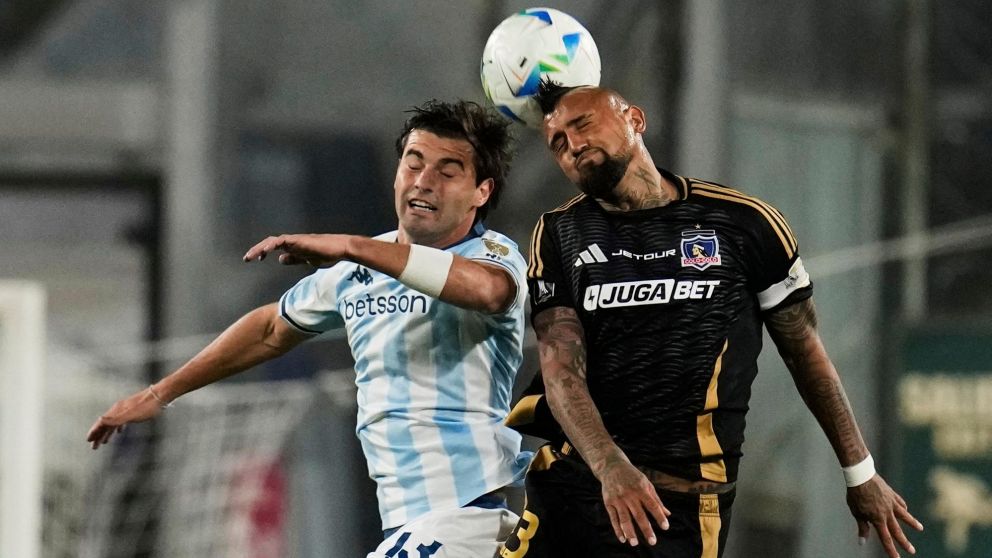 Colo Colo se quedó sin nafta y Racing rescató un valioso empate en la Copa Libertadores