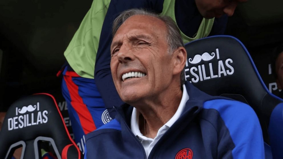 La hinchada de San Lorenzo lo elogia, Miguel �ngel Russo lo tiene como fija de titular pero Marcelo Moretti lo quiere vender
