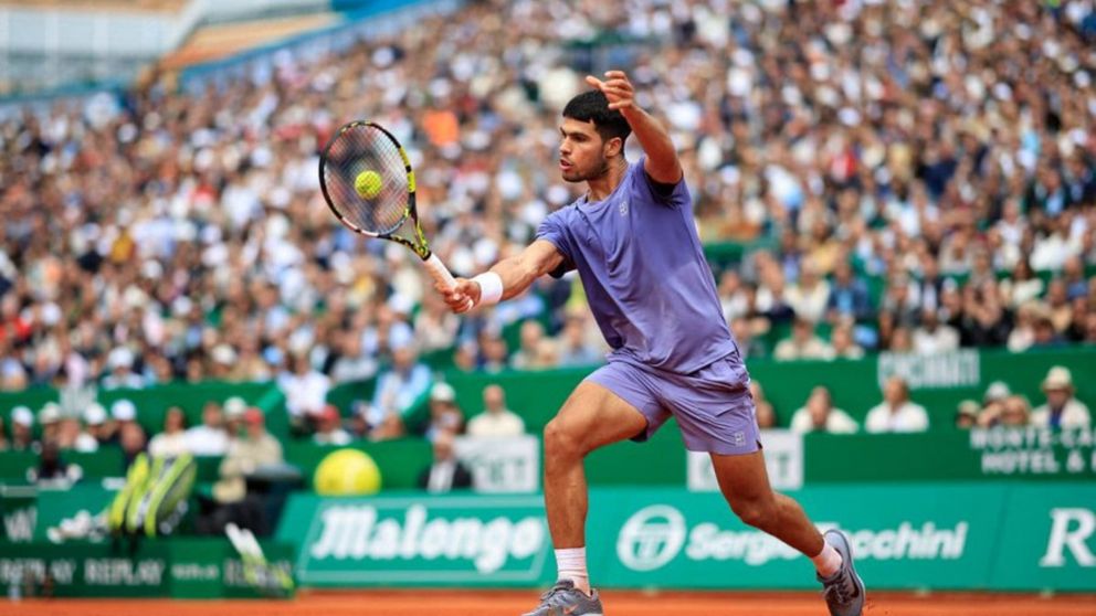Carlos Alcaraz le gan� el duelo de espa�oles a Alejandro Davidovich Fokina y es finalista del Masters 1000 de Montecarlo