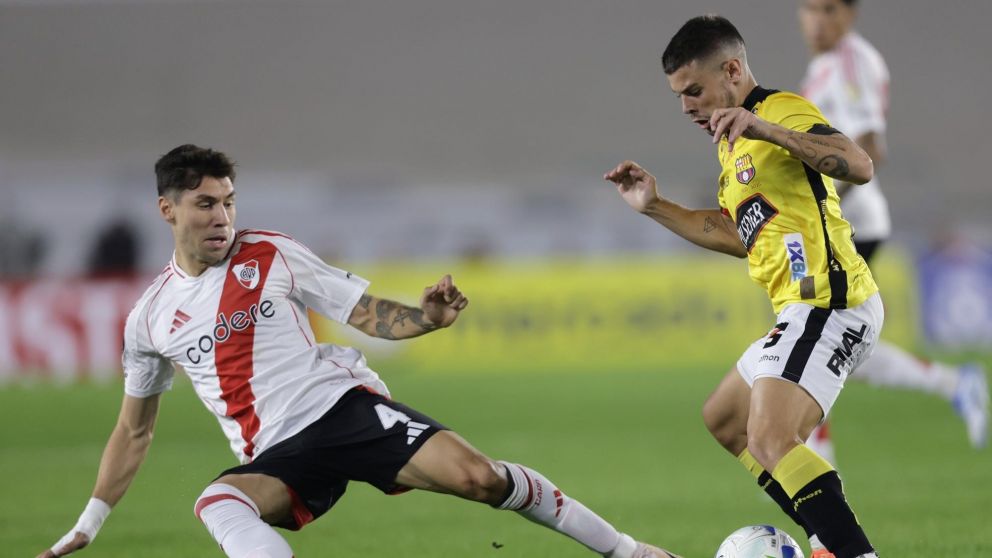 River no capitalizó sus chances y empató sin goles contra un discreto Barcelona de Guayaquil por la Copa Libertadores