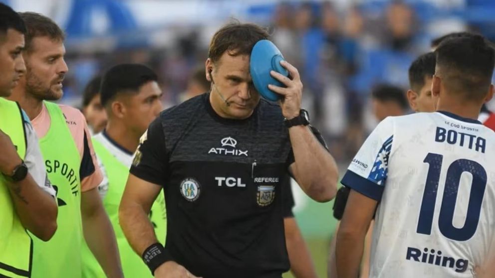 Godoy Cruz quiso apelar la sanción por el escándalo ante Talleres, pero mandó mal un mail y le bajaron el pulgar