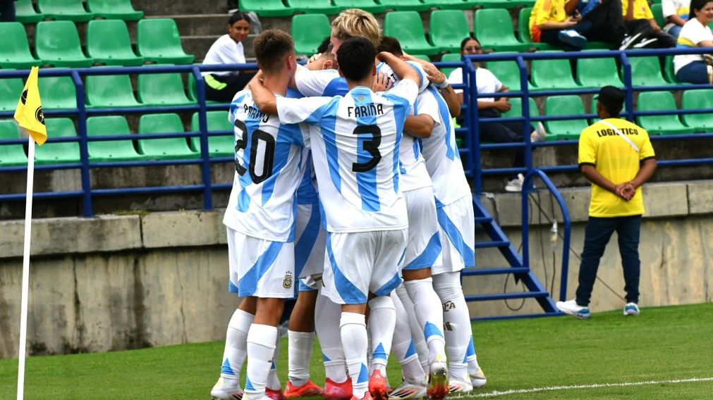 La Selección Argentina apabulló a Perú y se acerca al Mundial Sub-17