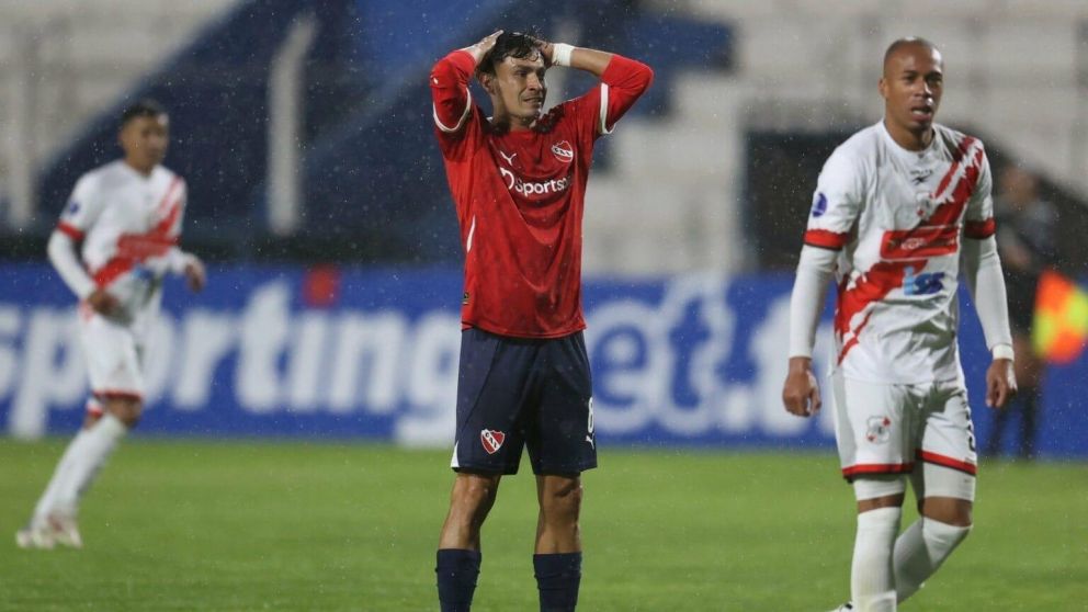 Tras perder ante Nacional Potosí, Independiente quedó varado en Bolivia