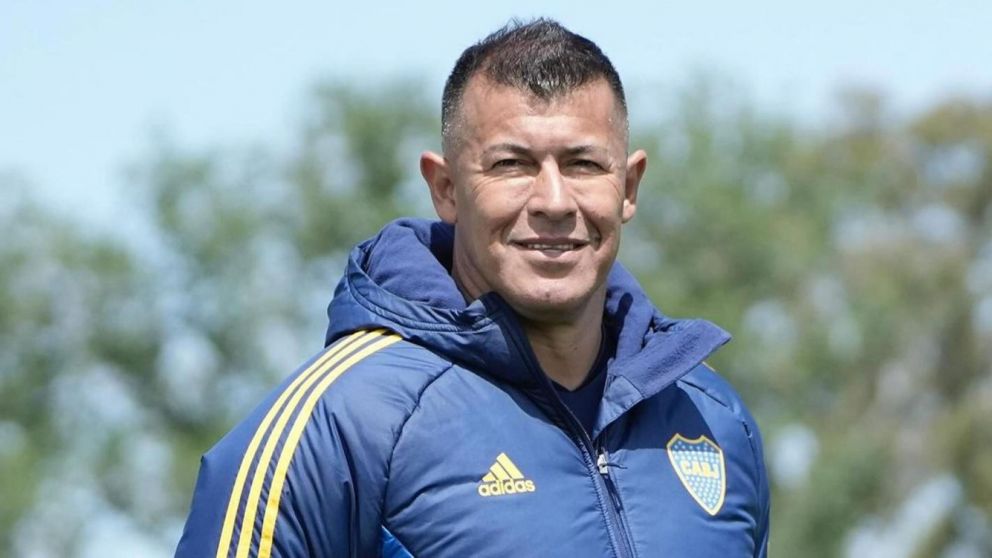 Jorge Almirón eligió el mejor futbolista de la historia y lapidó a Cristiano Ronaldo