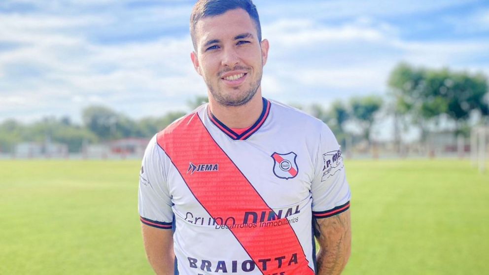 Leandro Coronel analizó con máxima confianza el momento perfecto de Luján en la Primera C