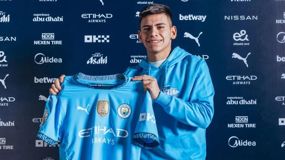 Guardiola no registra a Claudio Echeverri y el Manchester City tomar�a una dr�stica decisi�n