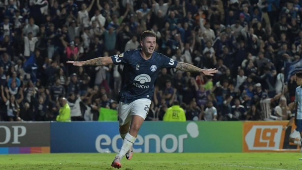 Independiente Rivadavia le pegó un inoportuno cachetazo Racing y lo dejó al borde del papelón en la Copa de la Liga