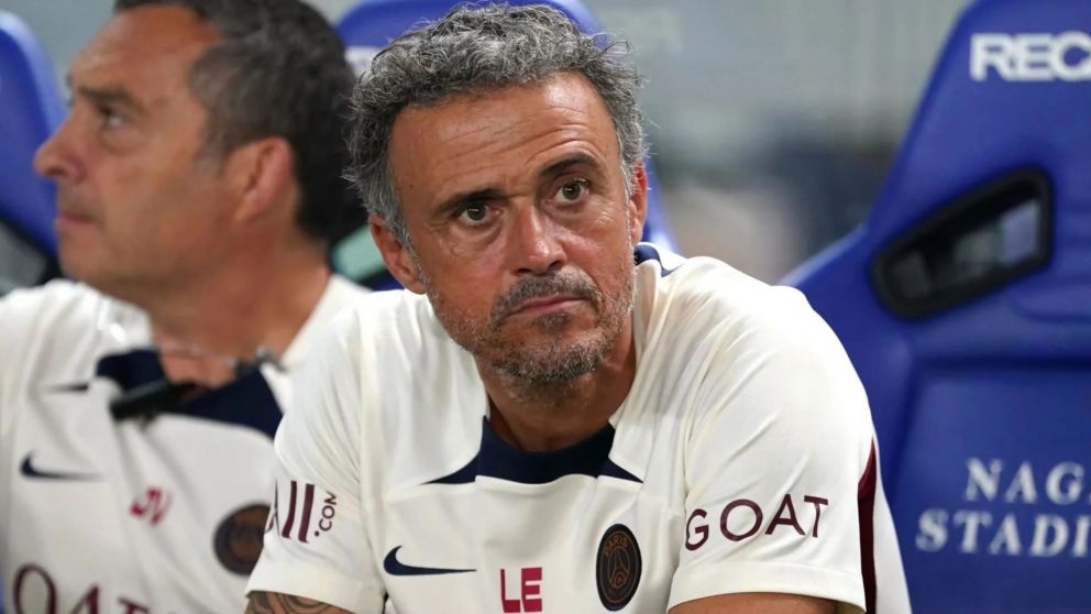 Luis Enrique pasó la escoba en el PSG, borró a varias figuras y estalló el escándalo