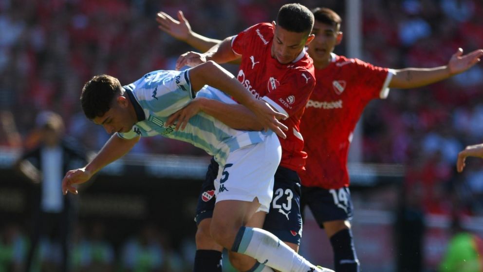 En un clásico electrizante, Independiente y Racing empataron 1 a 1 por el Torneo Apertura 2025