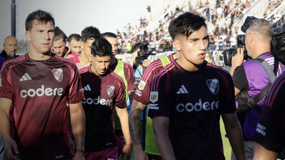 River no hace goles en los primeros tiempos y cosechó la peor racha de su historia con el empate ante Riestra