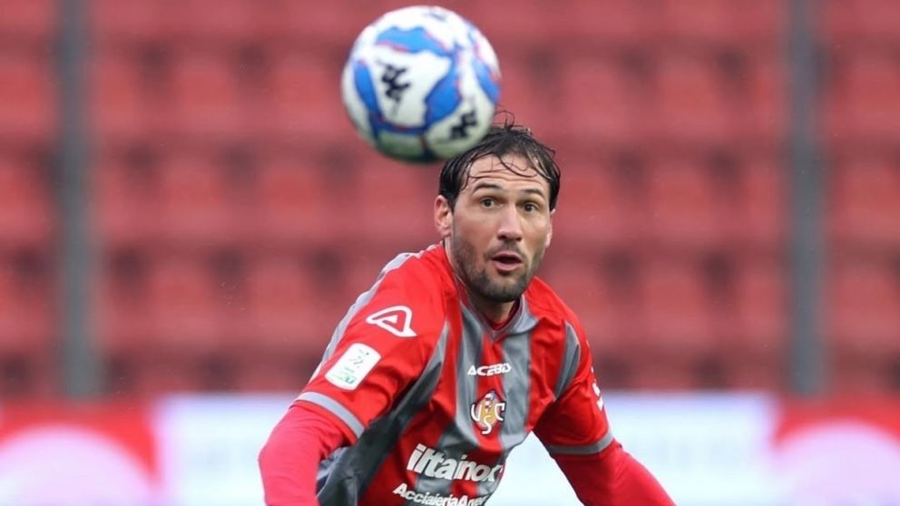 La durísima sanción que recibió Franco Vázquez por insultos racistas