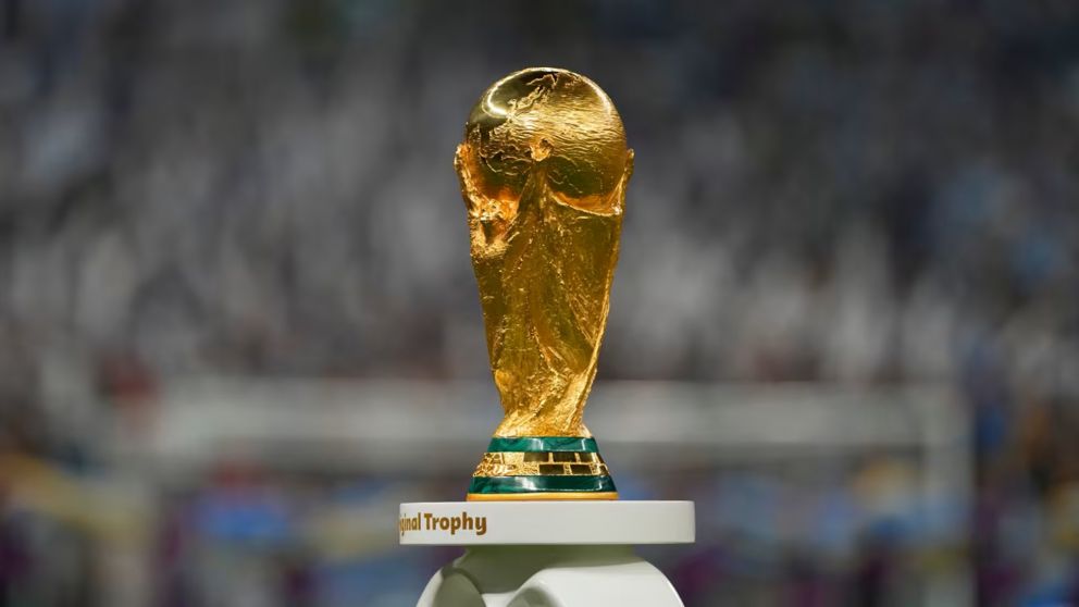 Bombazo: la FIFA estudia un revolucionario e inesperado cambio para el Mundial 2030