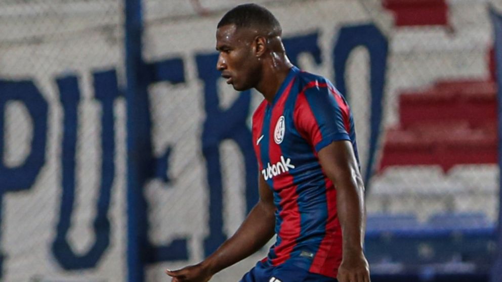 Tras la oferta de Gremio, Moretti fue contundente sobre el futuro de Romaña en San Lorenzo